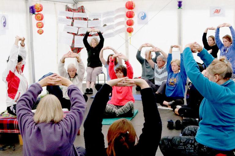 seated qi gong